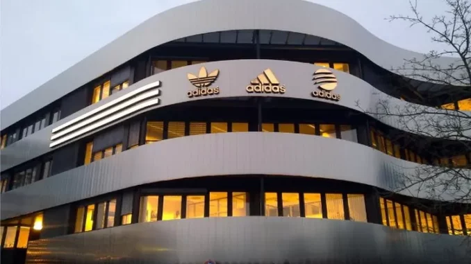 ADIDAS TERPOPULER DAN TERBAIK